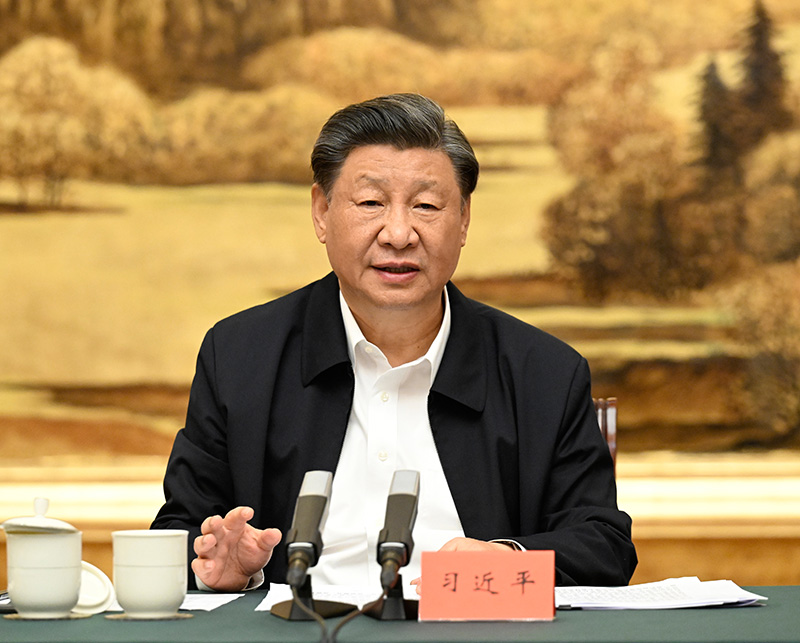 5月17日上午，中共中央總書記、國家主席、中央軍委主席習近平在陜西西安主持中國－中亞峰會前夕，專門聽取陜西省委和省政府工作匯報，發(fā)表了重要講話。